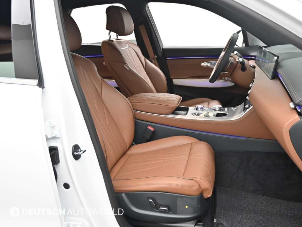 Genesis GV70 - Vista 10