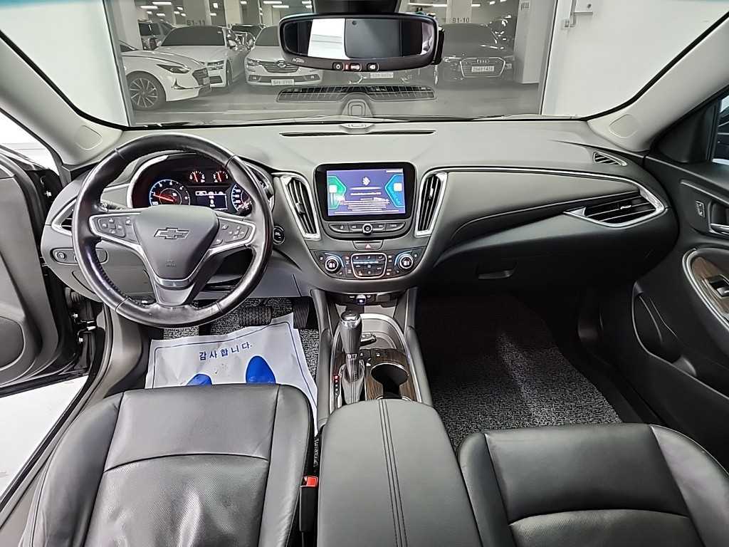 Chevrolet Malibu - Vista 7