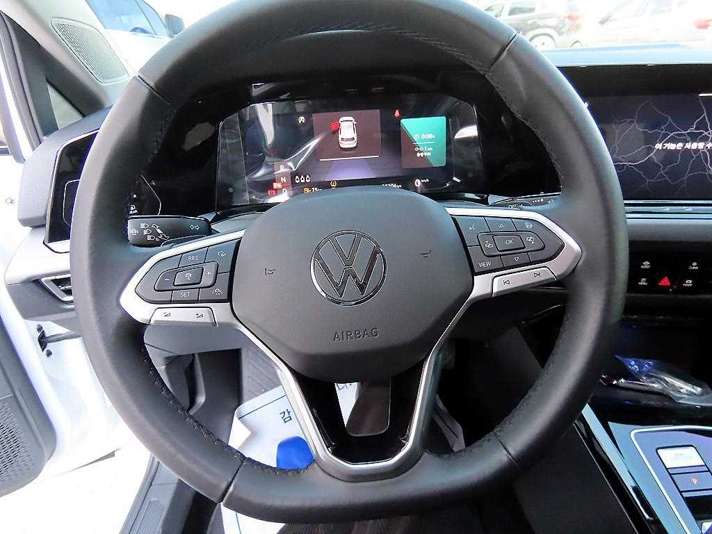 Volkswagen Golf - Vista 8