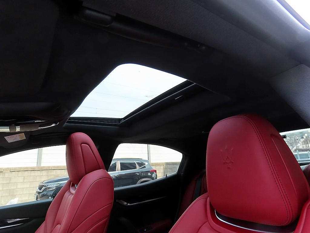 Maserati Ghibli 2022 Negro - Importación desde Corea - HF Imports Iquique - Foto 18