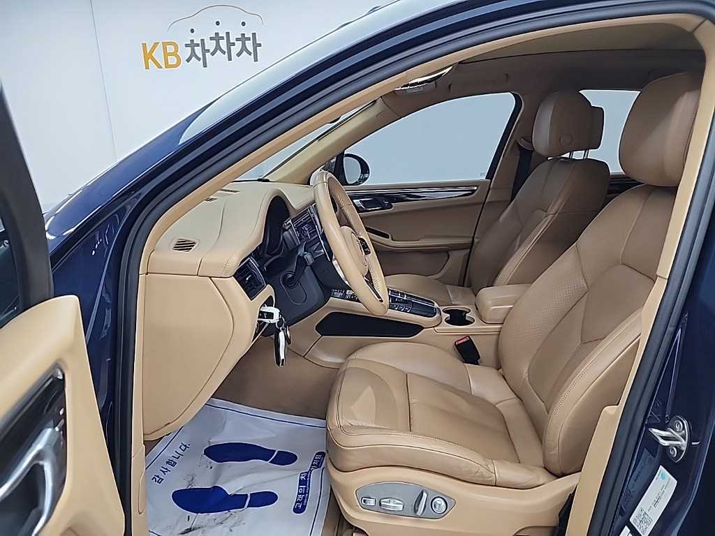 Porsche Macan - Vista 11