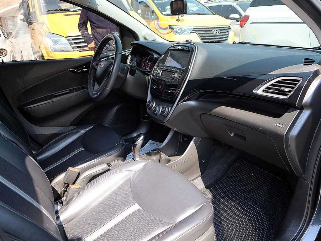 Chevrolet Spark 2019 Gris - Importación desde Corea - HF Imports Iquique - Foto 13