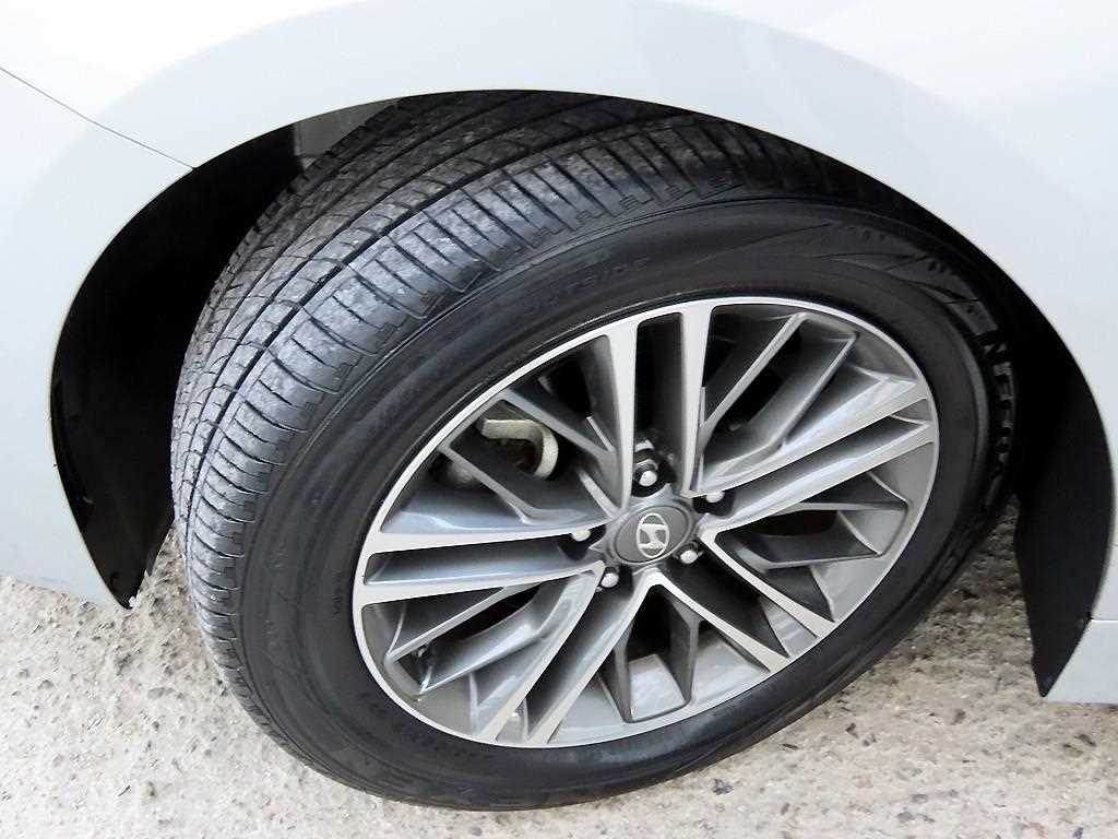 HYUNDAI Grandeur 2017 Plateado - Importación desde Corea - HF Imports Iquique - Foto 20