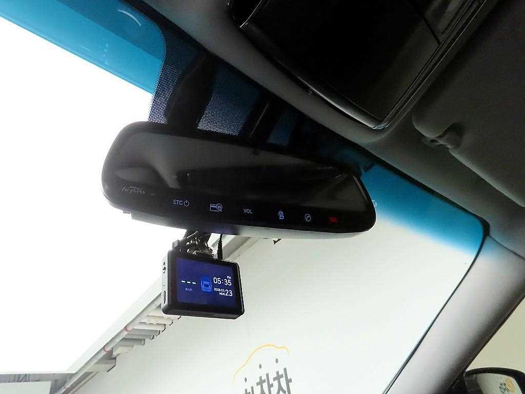 HYUNDAI Grandeur 2015 Negro - Importación desde Corea - HF Imports Iquique - Foto 17