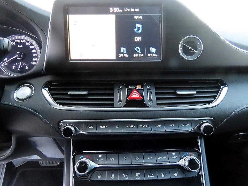 HYUNDAI Grandeur 2017 Plateado - Importación desde Corea - HF Imports Iquique - Foto 13