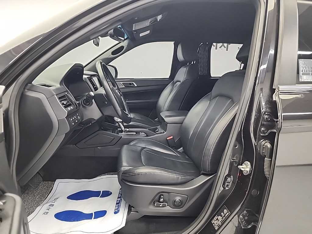 Ssangyong Rexton - Vista 11