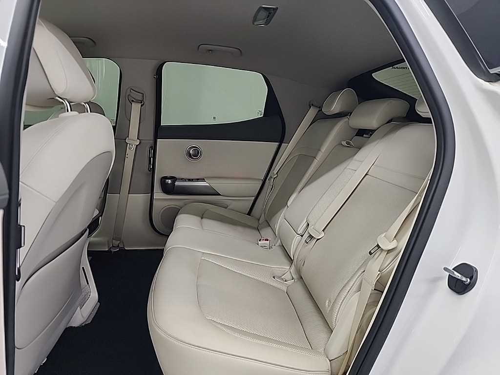 Genesis GV60 - Vista 12