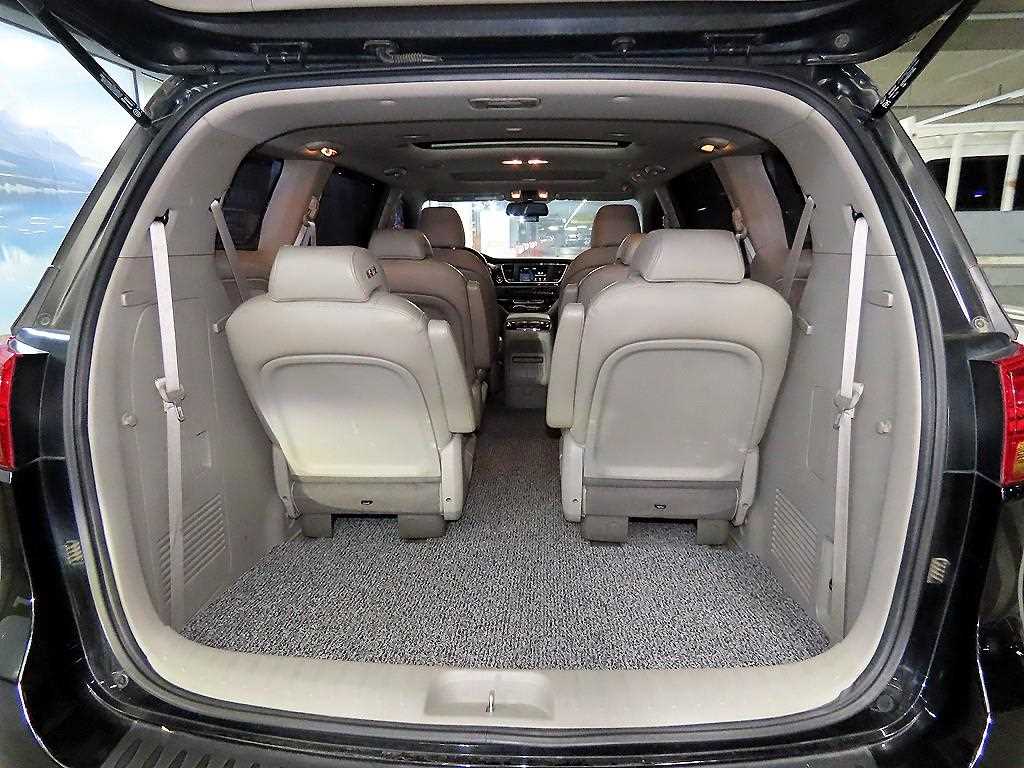 KIA Carnival 2017 Negro - Importación desde Corea - HF Imports Iquique - Foto 17