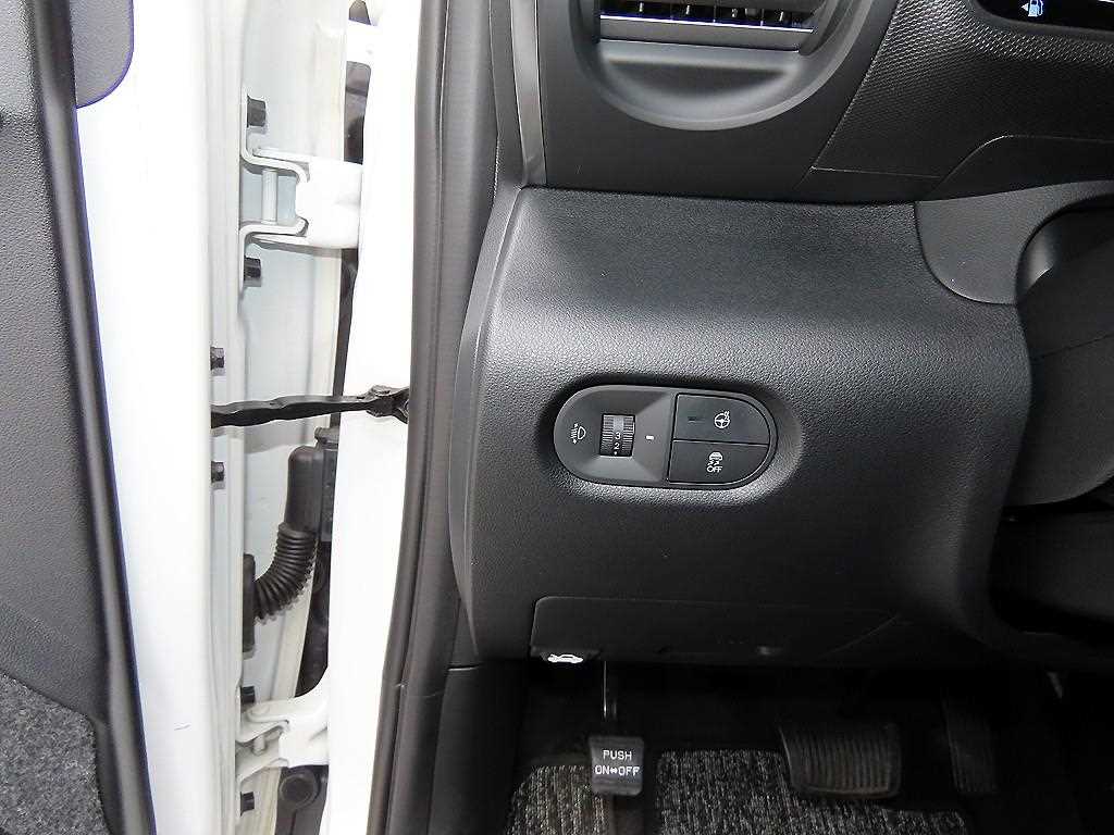 HYUNDAI Casper - Vista 12