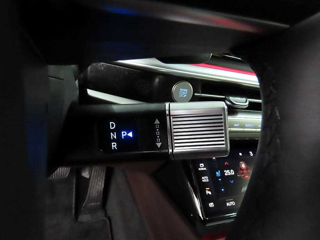 HYUNDAI Grandeur - Vista 10