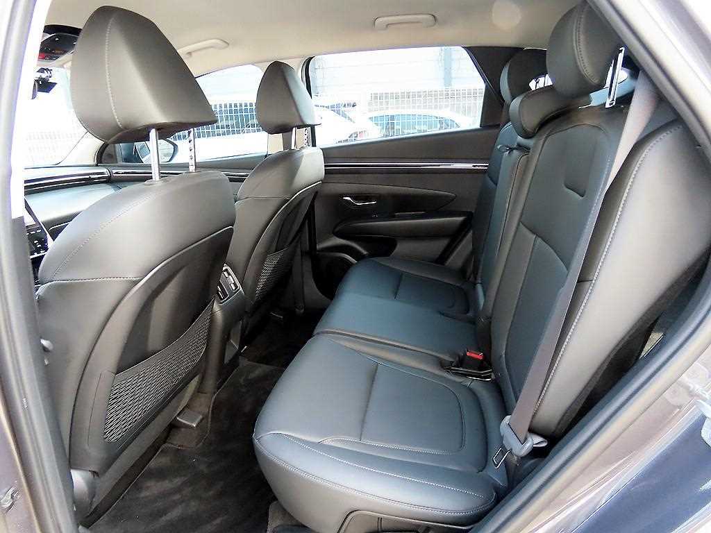 HYUNDAI Tucson - Vista 6