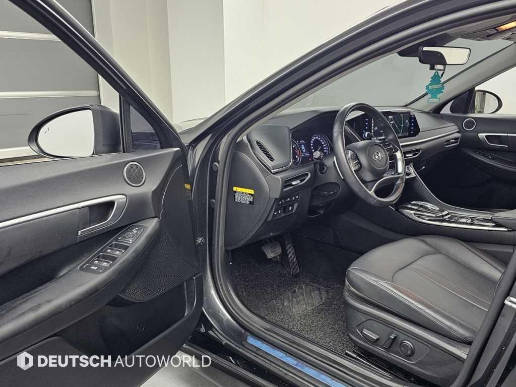 HYUNDAI Sonata - Vista 11