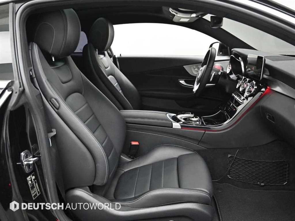 Mercedes Benz C Class - Vista 10