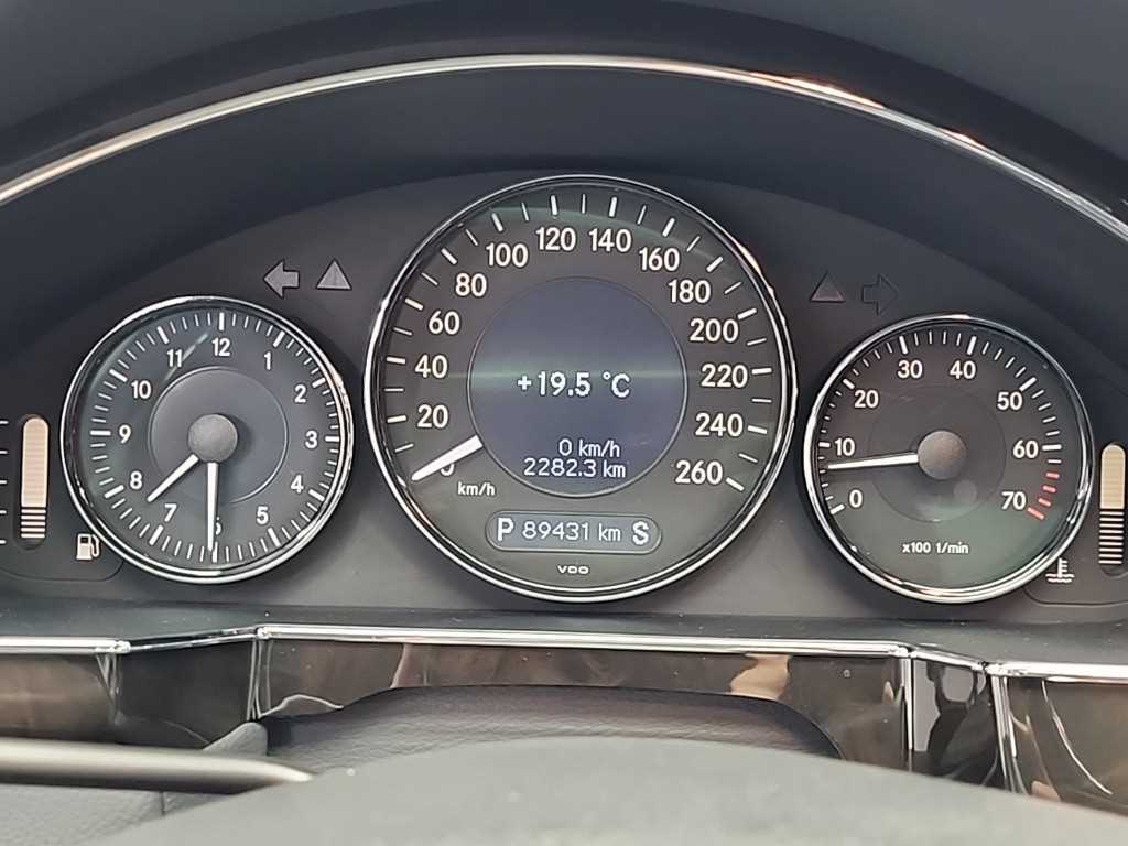 Mercedes Benz CLS Class - Vista 6