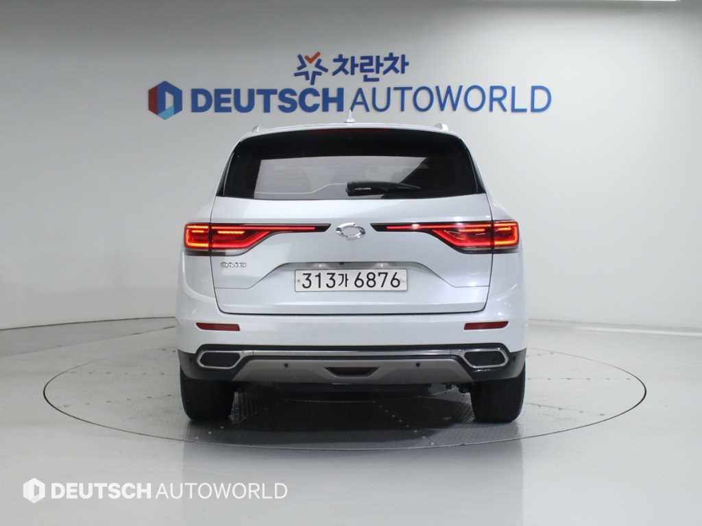 SAMSUNG QM6 - Vista 4