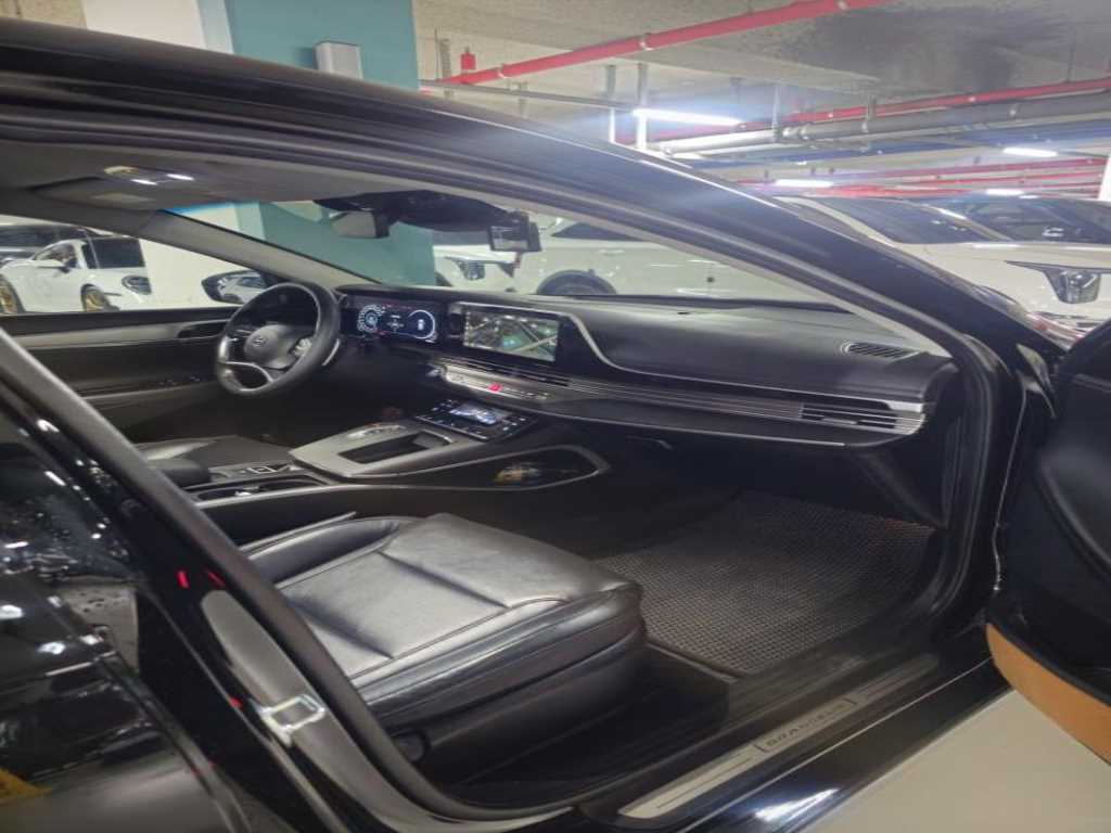 HYUNDAI Grandeur - Vista 8