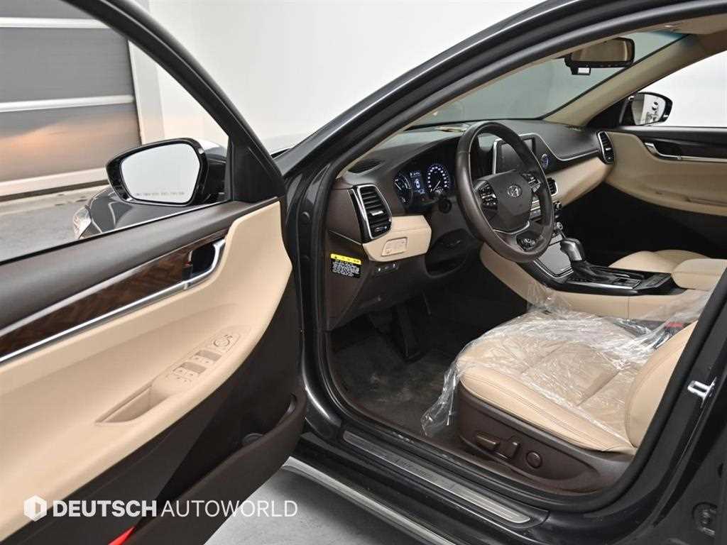 HYUNDAI Grandeur - Vista 11