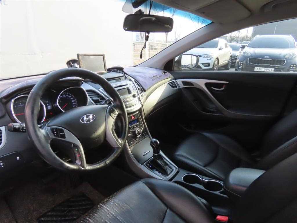 HYUNDAI Avante 2016 - Importación desde Corea - HF Imports Iquique - Foto 15