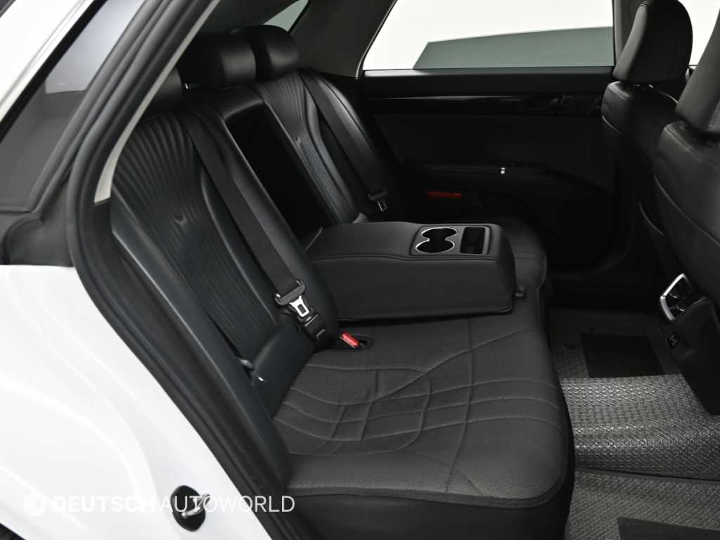 HYUNDAI Grandeur - Vista 12