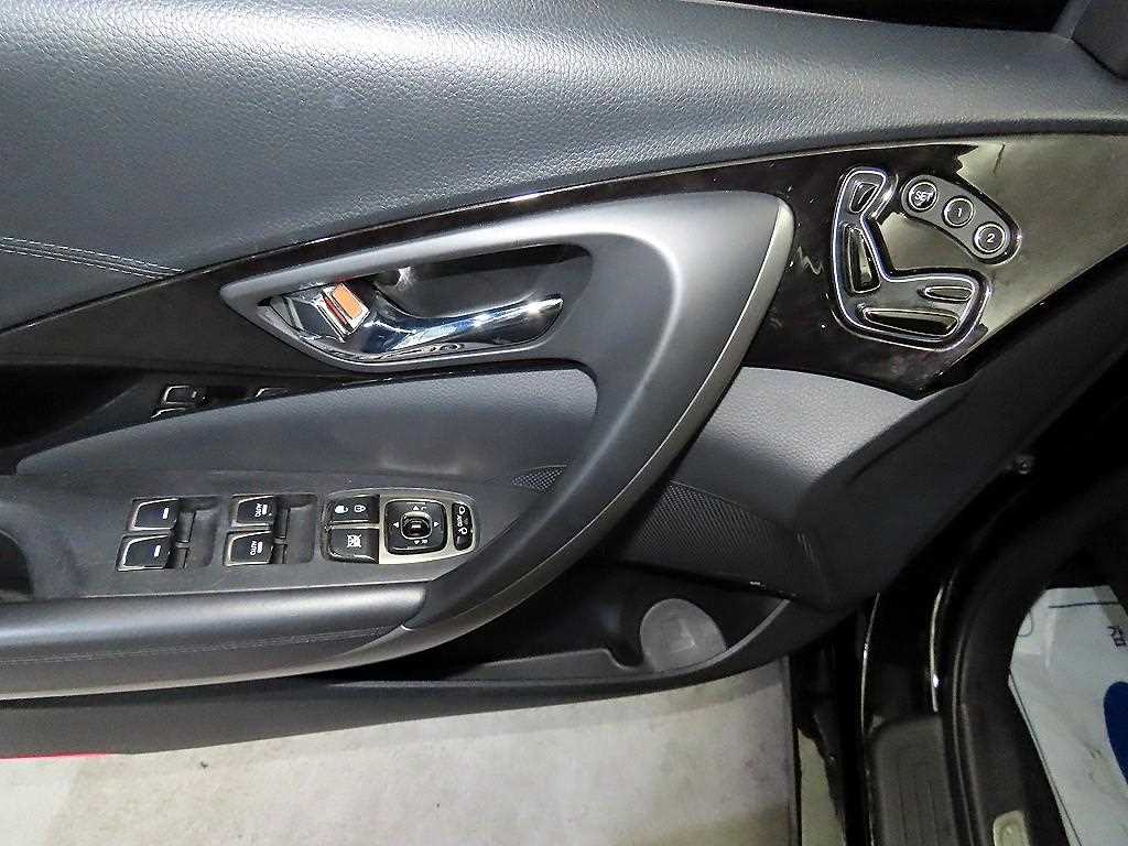 HYUNDAI Grandeur 2014 Negro - Importación desde Corea - HF Imports Iquique - Foto 13