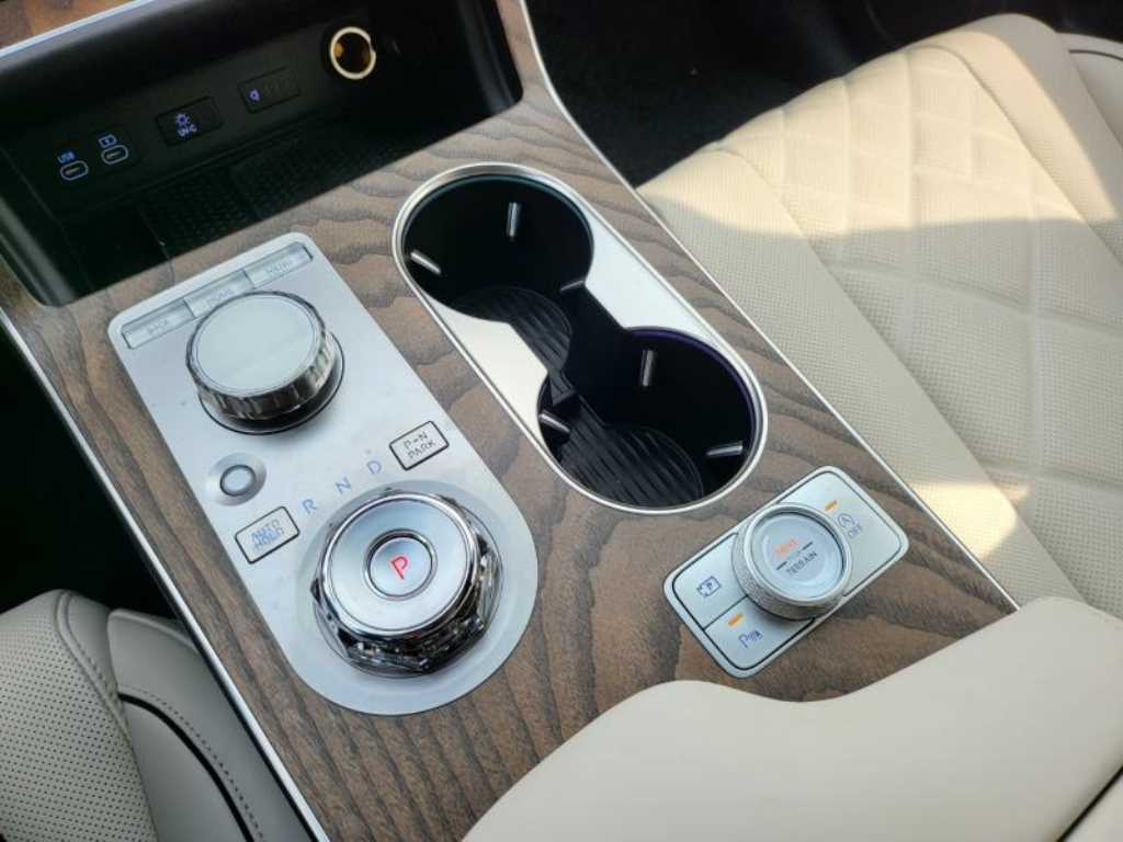 Genesis GV80 2024 Azul - Importación desde Corea - HF Imports Iquique - Foto 14