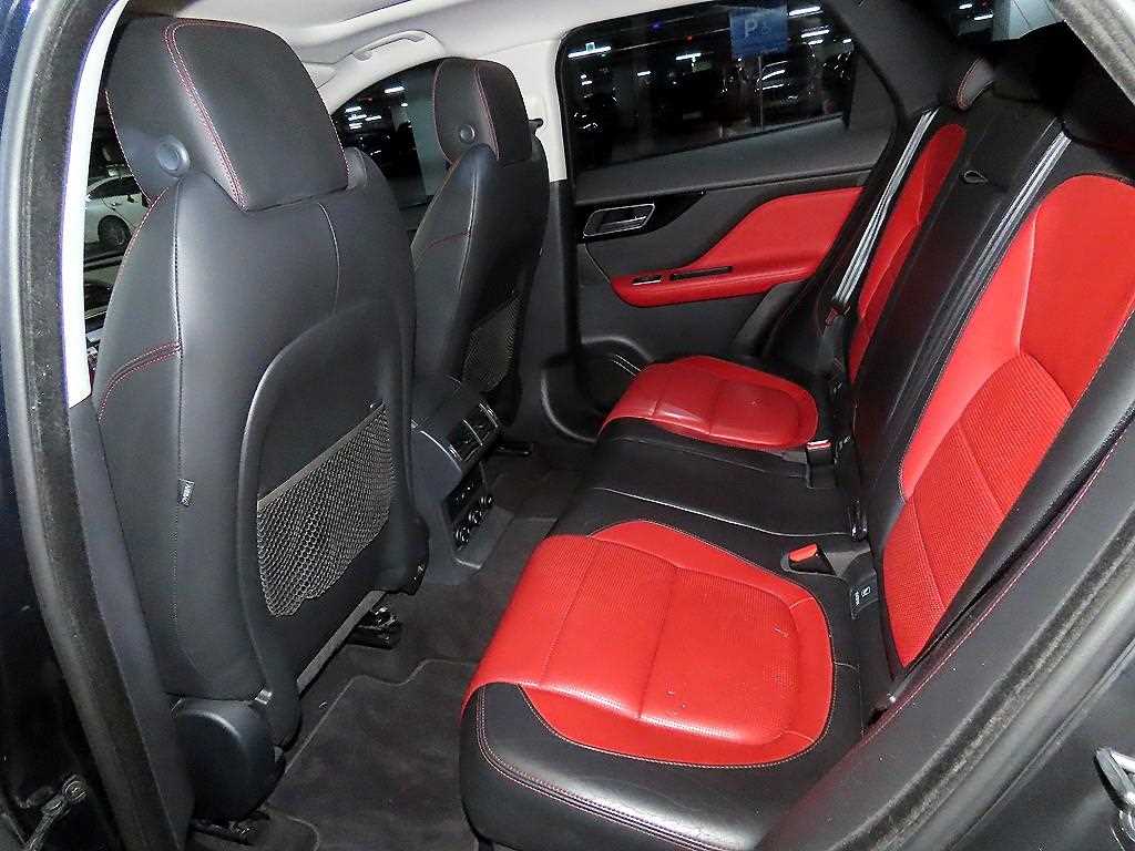 Jaguar F-PACE - Vista 7