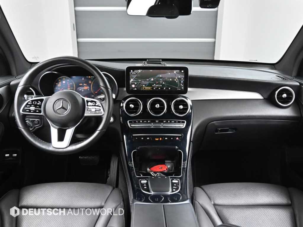 Mercedes Benz GLC Class - Vista 7