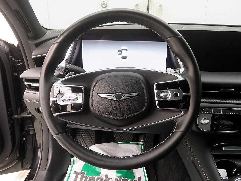 Genesis G90 - Vista 10