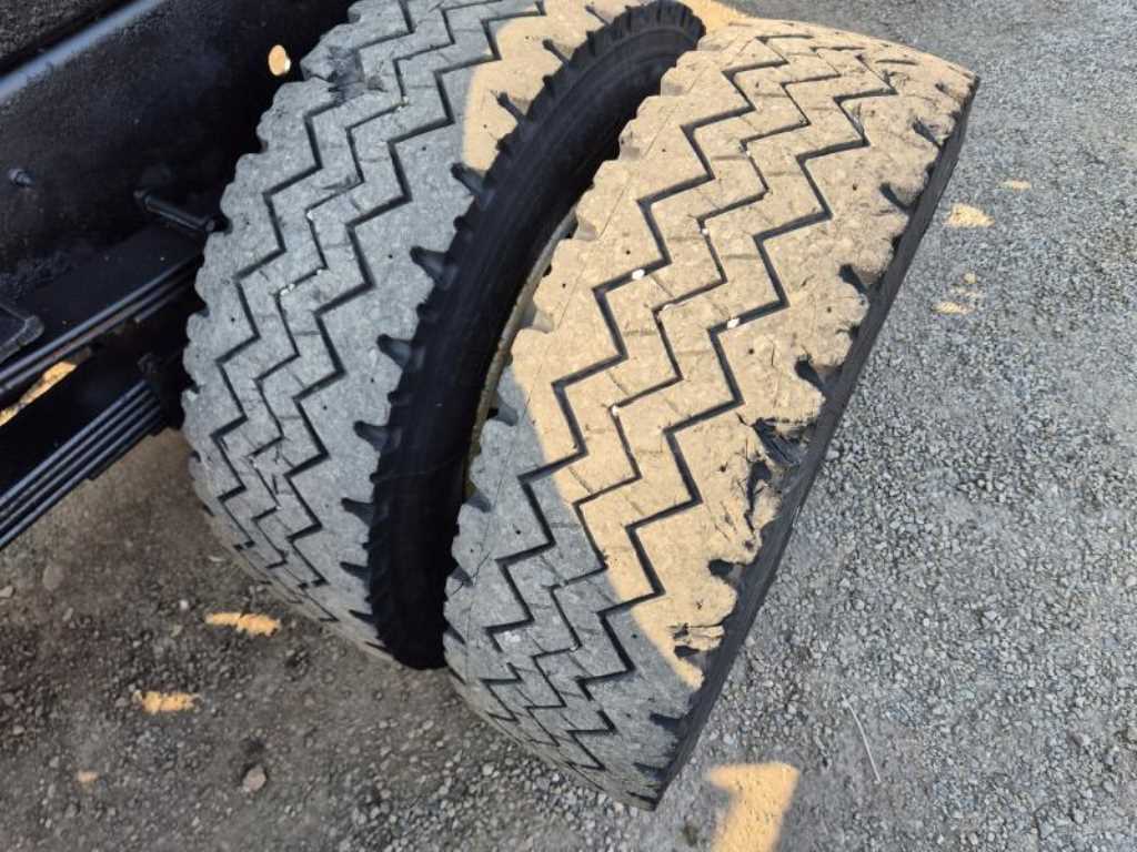 medium and large cargo dump 2004 Blanco - Importación desde Corea - HF Imports Iquique - Foto 14