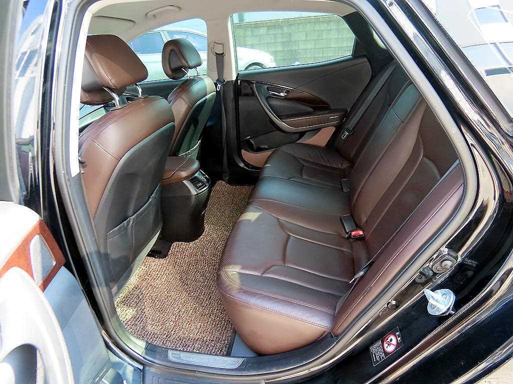 HYUNDAI Grandeur - Vista 6