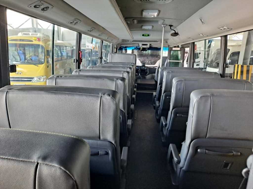 medium and large bus Hyundai bus 2023 Amarillo - Importación desde Corea - HF Imports Iquique - Foto 13