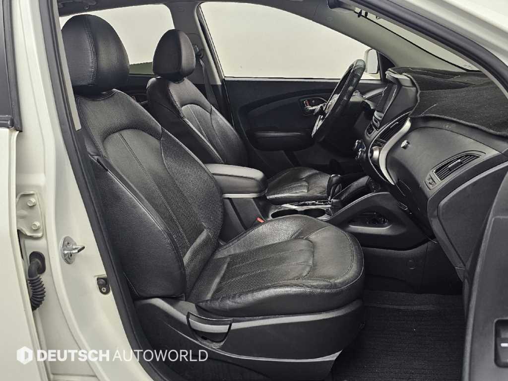 HYUNDAI Tucson - Vista 10