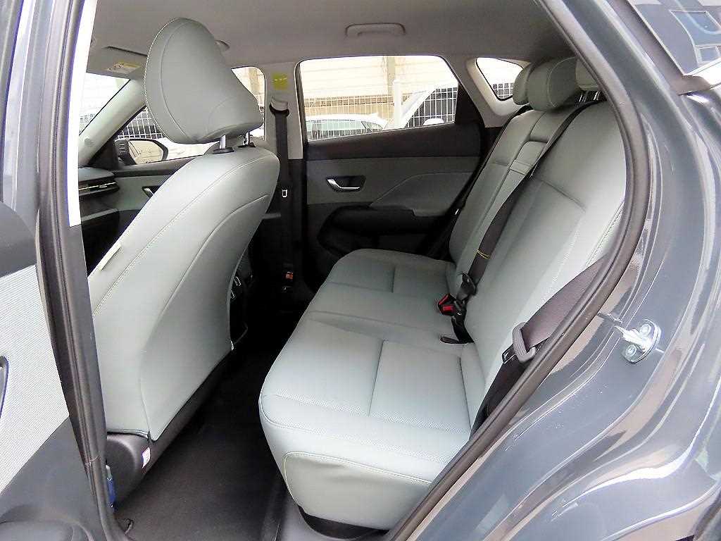 HYUNDAI Kona - Vista 6