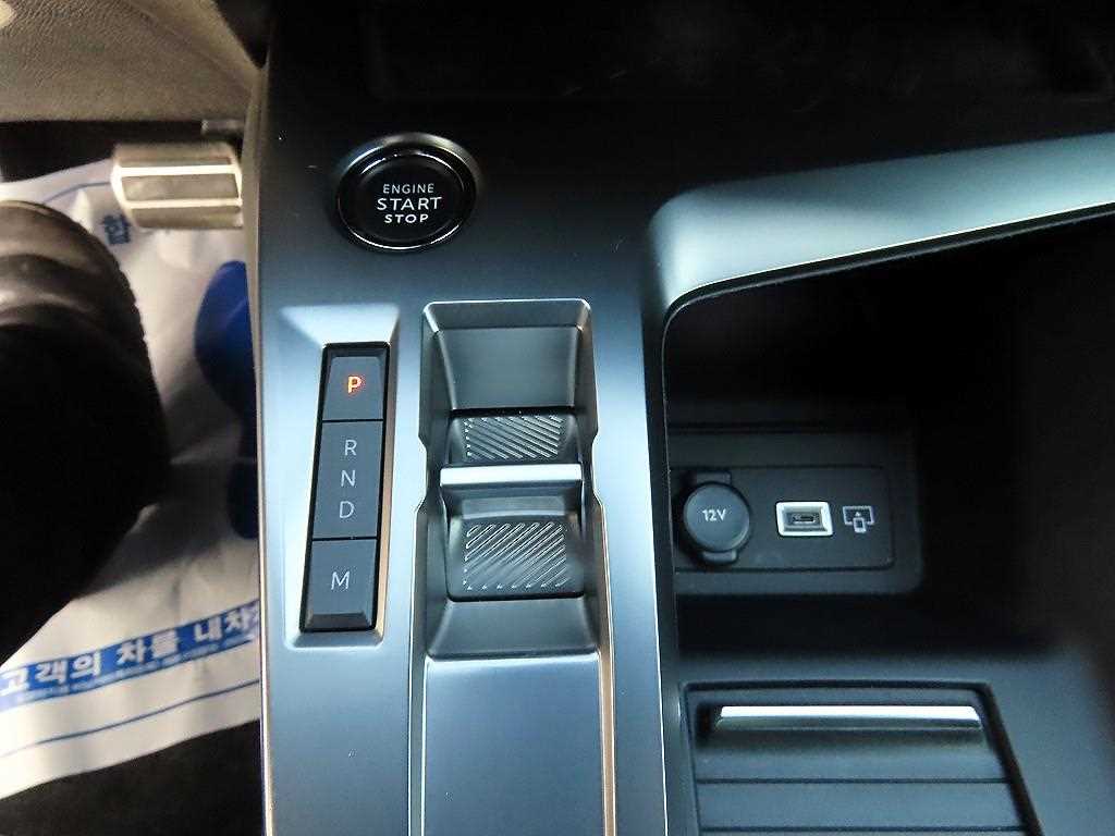 Peugeot 408 - Vista 10