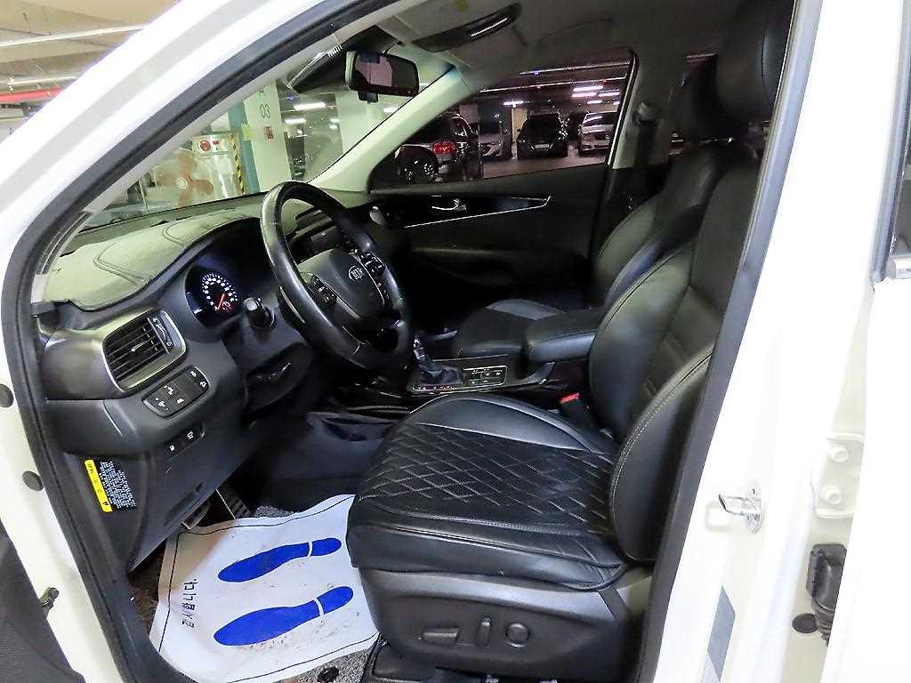 KIA Sorento - Vista 6