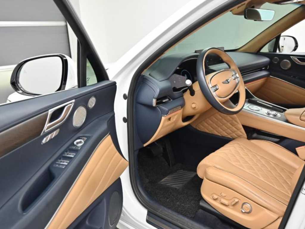 Genesis GV80 - Vista 11