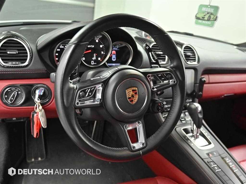 Porsche 718 - Vista 12