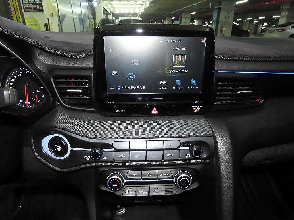 HYUNDAI Veloster - Vista 11