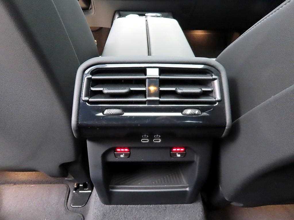 BMW 5 Series 2025 - Importación desde Corea - HF Imports Iquique - Foto 17