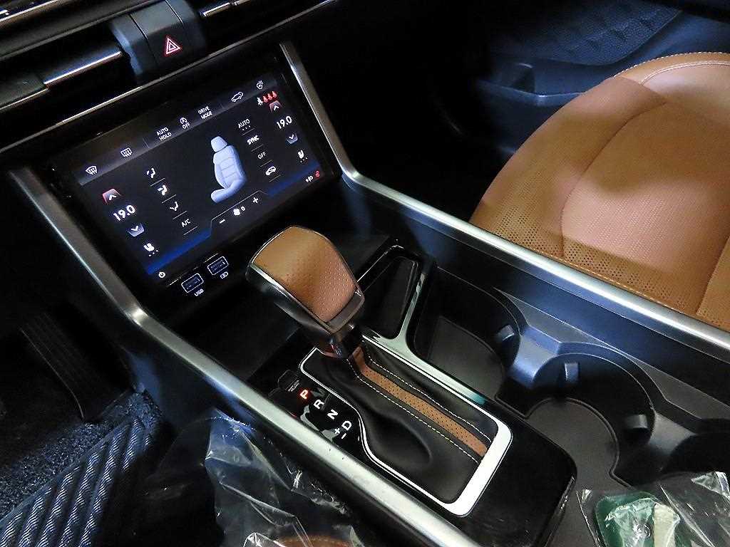 Ssangyong Torres - Vista 12