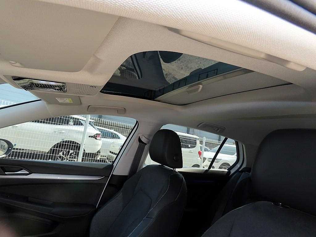 Volkswagen Golf 2025 - Importación desde Corea - HF Imports Iquique - Foto 16