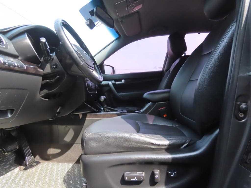 KIA Sorento 2014 Negro - Importación desde Corea - HF Imports Iquique - Foto 16