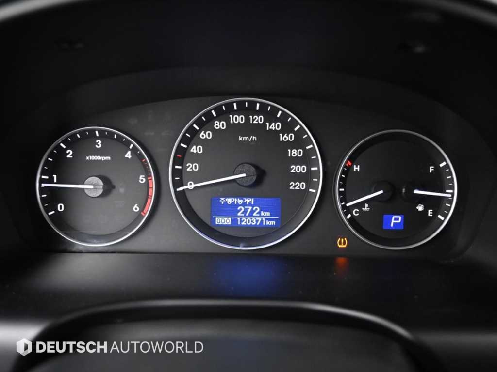 HYUNDAI Starex - Vista 8