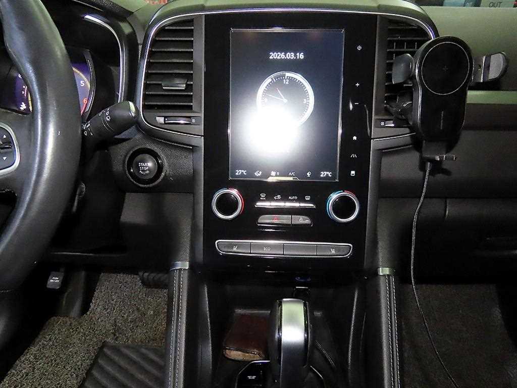 SAMSUNG QM6 - Vista 11