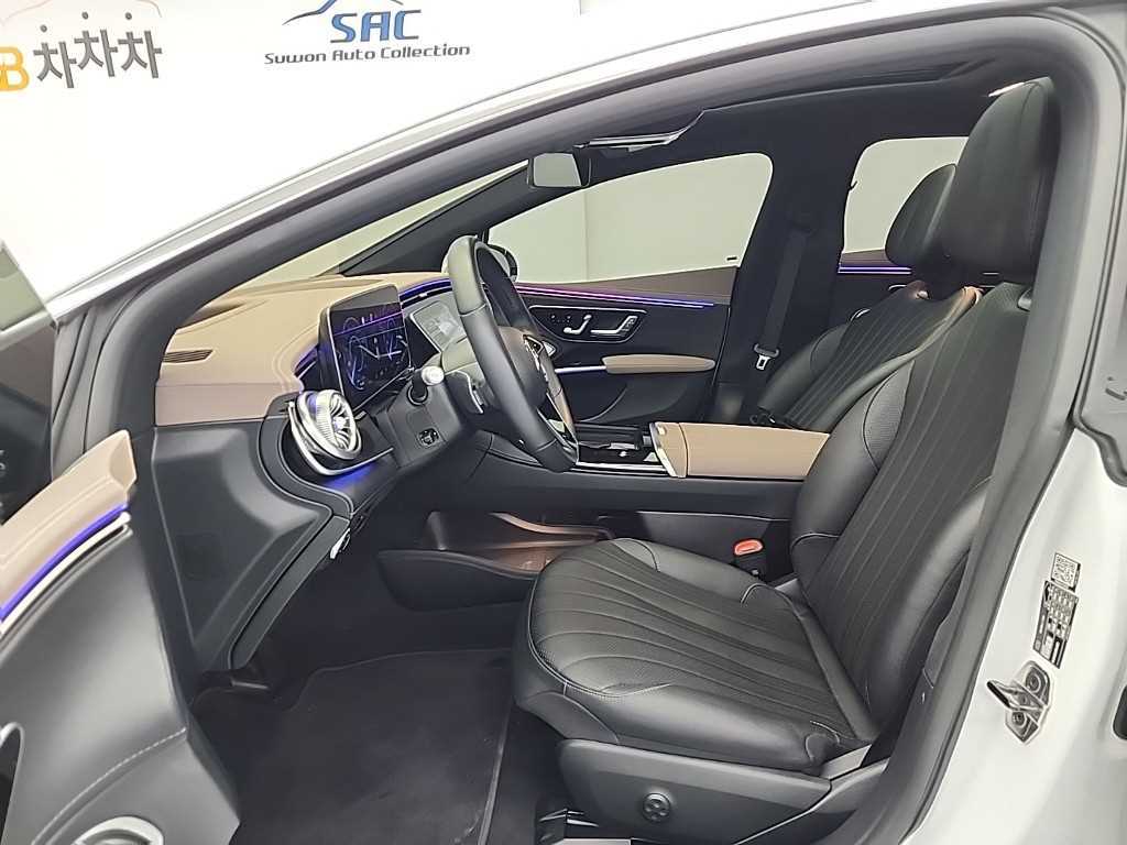 Mercedes Benz EQS - Vista 11