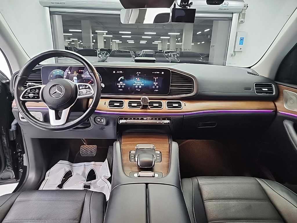 Mercedes Benz GLE Class - Vista 7