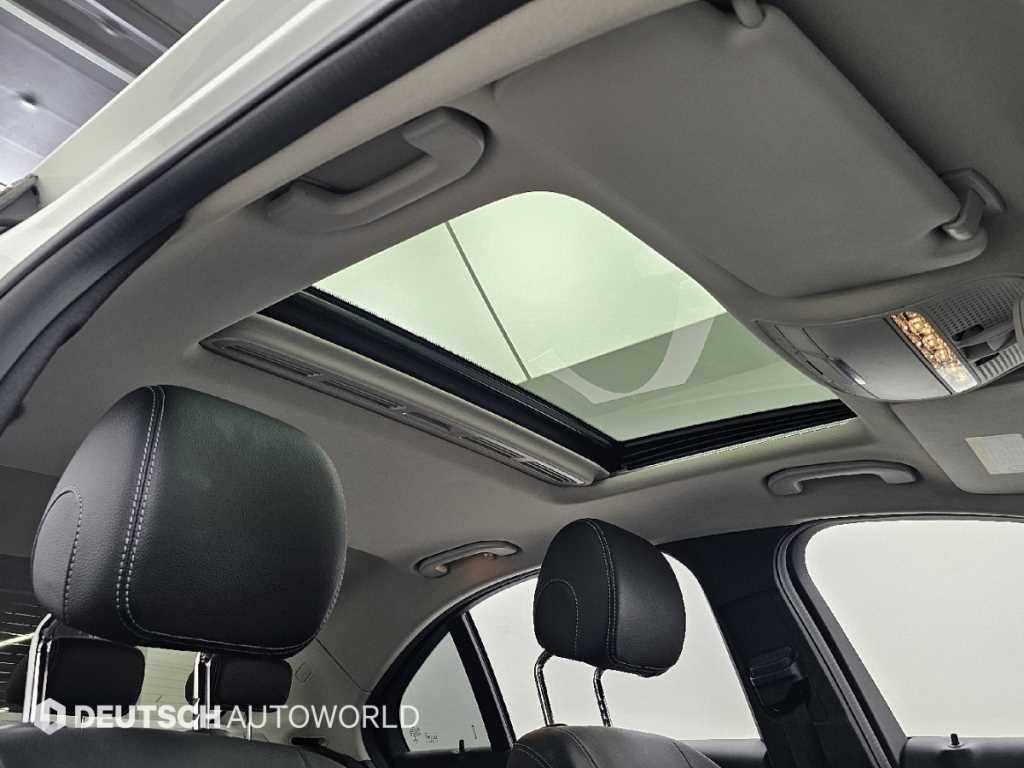 Mercedes Benz C Class 2017 Blanco - Importación desde Corea - HF Imports Iquique - Foto 18