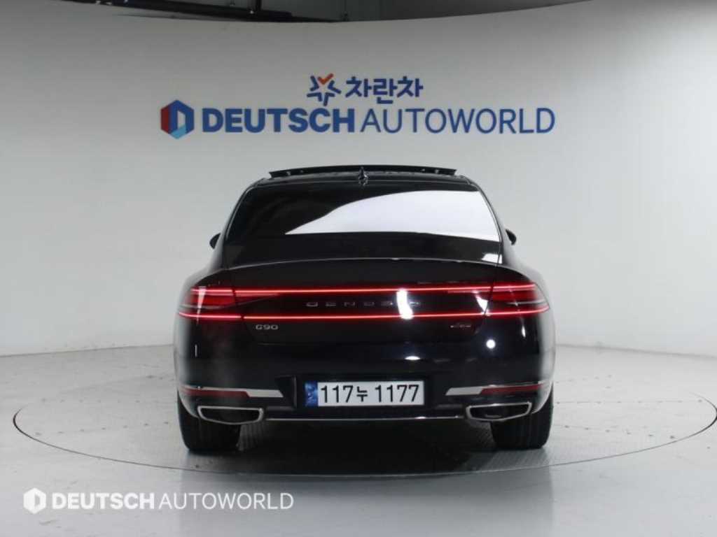 Genesis G90 - Vista 4