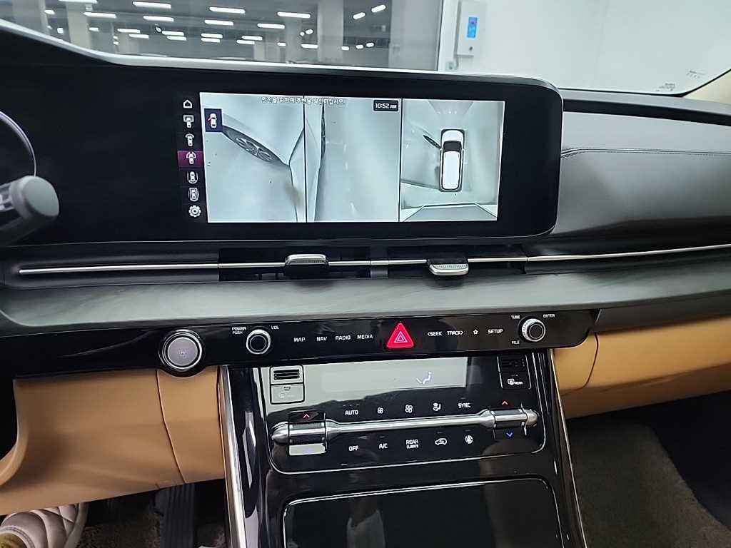 KIA Carnival - Vista 10