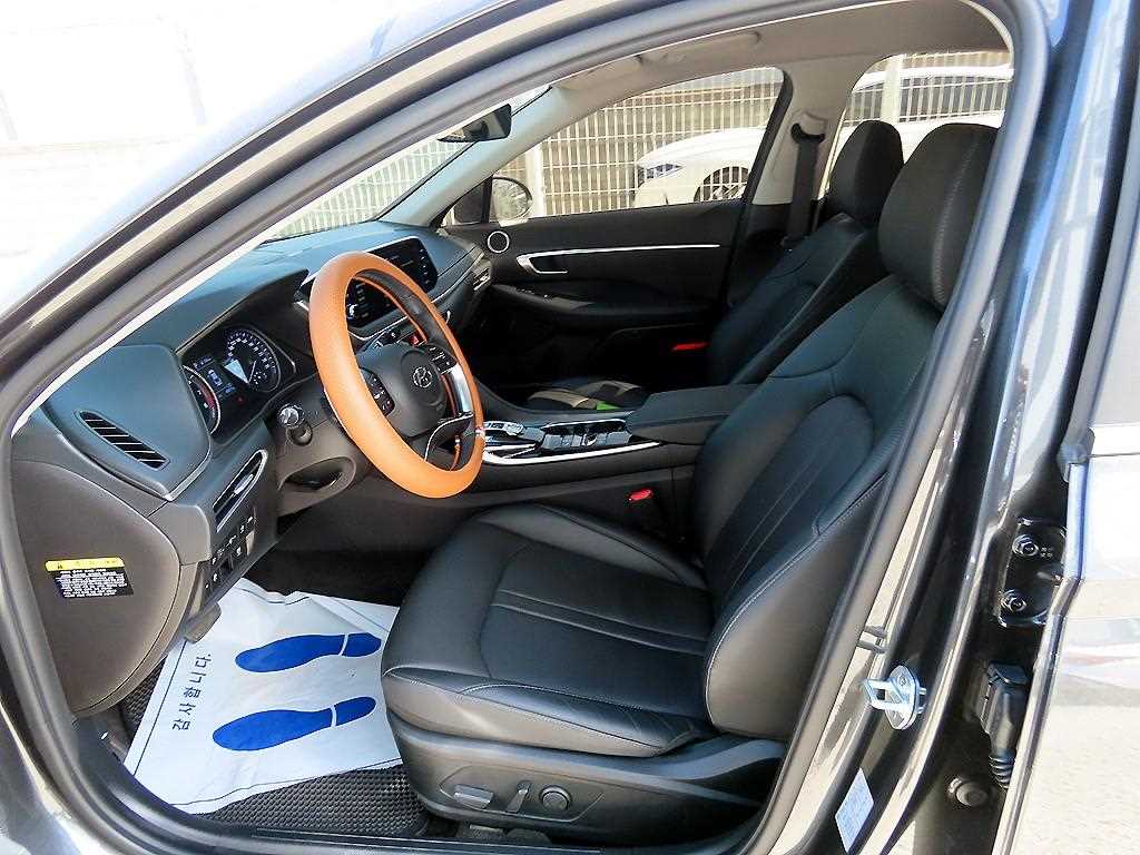 HYUNDAI Sonata - Vista 5